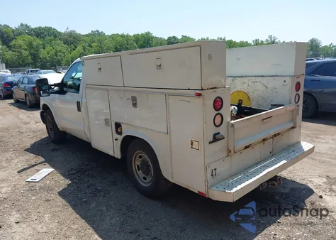 2012 Ford F-250 Xl z USA, uszkodzony, nr VIN 1FTBF2A60CEA10508